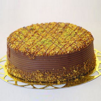 sanatsal pastaci 4 ile 6 kisilik krokan ikolatali yas pasta  Antalya online cicek , cicekci 